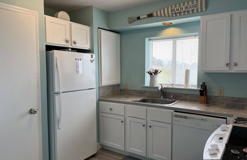 East End Condo | ISLAND CLUB- East End OCEANFRONT Ground Level unit with gazebo and OCEAN VIEW