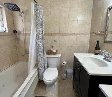 Bahamia West House | Island Comfort