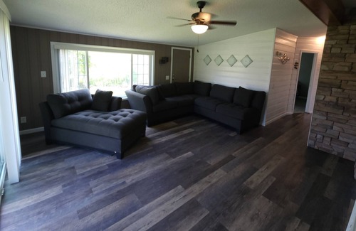 Caseville Cottage | Island Cottage close to everything in downtown Caseville!