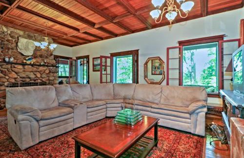 Sand Creek House | Island Cottage on Evans Lake Boat Rental Required