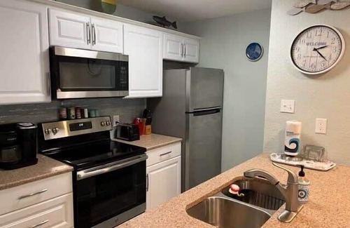 Port Aransas Condo | Island Dunes Condo's-#1105-One Block from Beach.