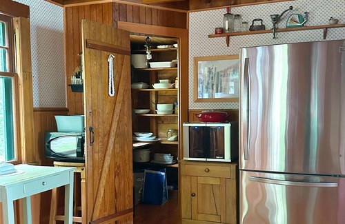 Isle La Motte House | Island Escape - Vintage Summer Camp on Lake Champlain
