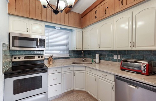 Anna Maria Villa | Island Gem B 2 Bedroom Villa by RedAwning