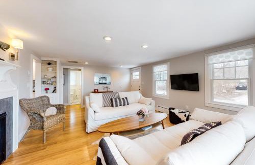 Vineyard Haven House | Island Home