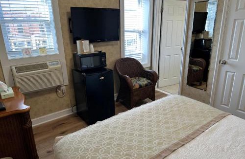 Port Clinton Apartment | Island House Historic Vacation Rentals