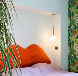 Namur Apartment | Island in Island, B&B boutique, Design et Vintage