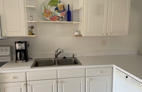 South Bimini House | Island in the Stream 2 Bedrooms + Loft