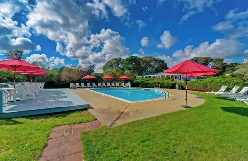 Oak Bluffs Condo | Island Inn - 2 Bedroom & 1.5 Bath Townhouse - 45G - Oak Bluffs, MA