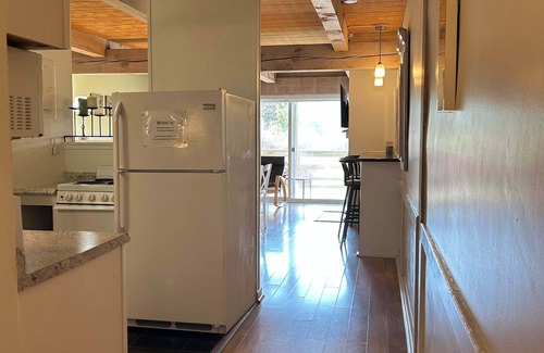 Oak Bluffs Condo | Island Inn - Residential Suite - 32G - Dog-freindly - Oak Bluffs, MA