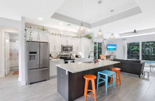 Isles of Capri House | ISLAND LIFESTYLE FAMILY VACATION HOME (BRAND NEW)