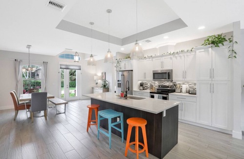 Isles of Capri House | ISLAND LIFESTYLE FAMILY VACATION HOME (BRAND NEW)