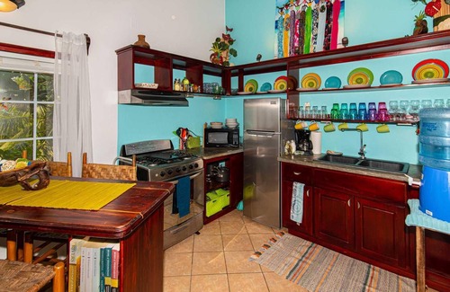 Sandy Bay Hotel | Island Loft