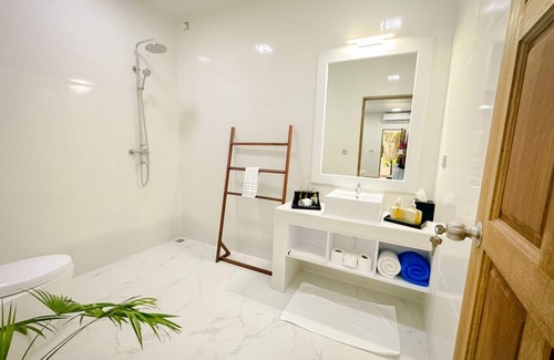 Fulhadhoo Hotel | ISLAND LUXURY DIVE HOTEL - FULHADHOO