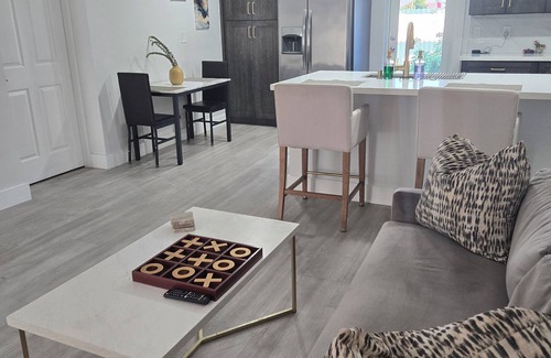 Carol City House | Island of Jewels in Miami Gardens