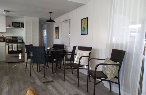 Saint James City House | Island Paradise, waterfront location