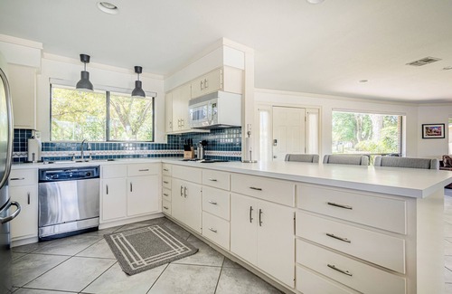 Kingsland House | Island Paradise A Waterfront Oasis With Pool