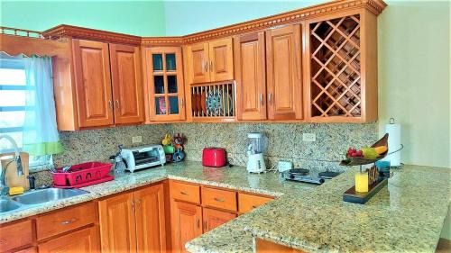 The Valley Apartment | Island Paradise Apartments