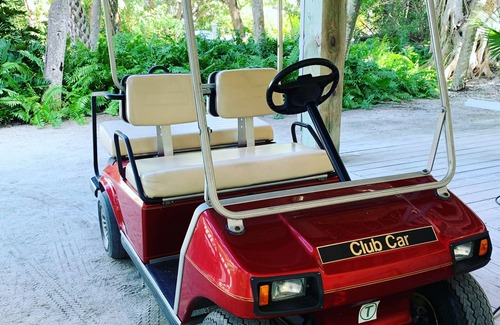 Jose's Hideaway House | Island Paradise: Steps to Private Gulf Beaches, Pools, Hot Tub & Golf Cart ALL