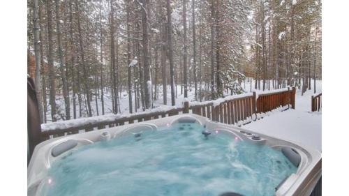 Island Park House | Island Park Getaway