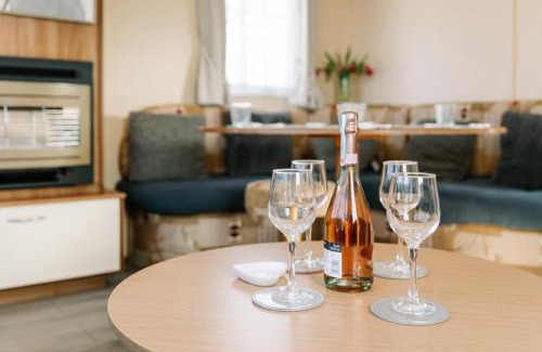 Sandown Other | Island Retreat