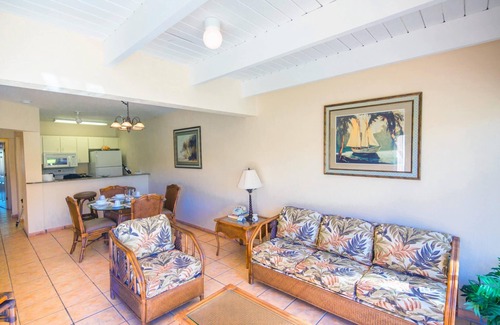 Williams Town Resort | Island Seas Resort 2 Bedroom - Sleeps 6