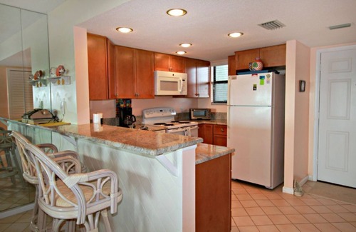 St. Augustine Beach Apartment | Island South 5 Direct Oceanfront 2 Bed/2 Bath