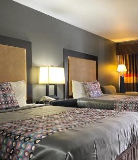 Bay City Hotel | Island Suites Bay City