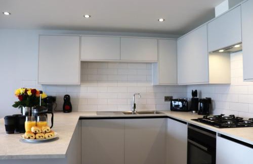 Sandown Apartment | Island Time