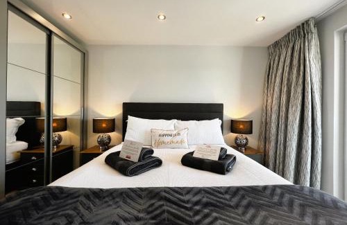 Sandown Apartment | Island Time