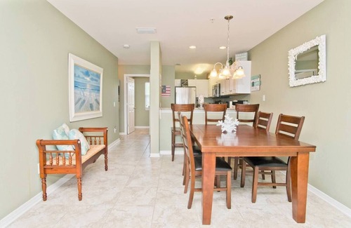 Innerarity Townhomes House | Island Time: Peaceful Waterfront Unit with Kayaks!
