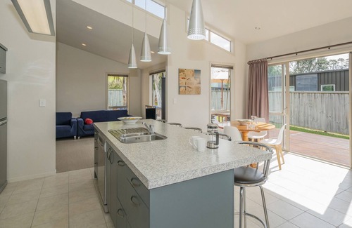 Whangapoua House | ISLAND TIME - WHANGAPOUA HOLIDAY HOME, family friendly in Whangapoua