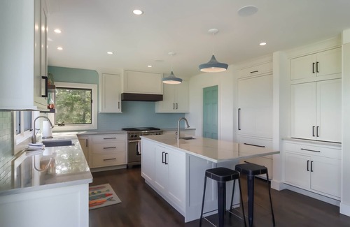 Empire House | Island View - Beautiful Cottage on Lake Michigan