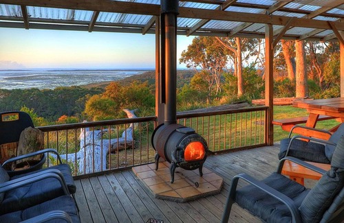 Smithton House | Island View Spa Cottage