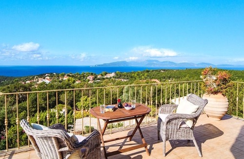 Antipata Villa | Island View - Three Bedroom Villa, Sleeps 6
