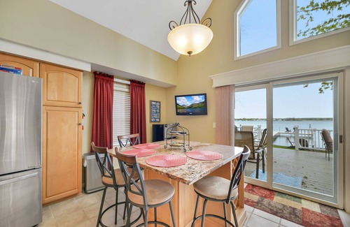 Canandaigua House | Island Vista - A Canandaigua Lake Dream Home!