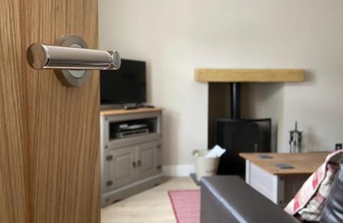 Dufftown House | Islas Cottage, a home in the Heart of Speyside