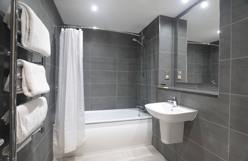 West Laroch Hotel | Isles Of Glencoe Hotel