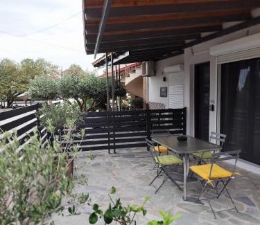 Menidion House | ISMINI STUDIOS