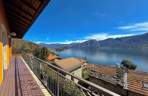 Sala Comacina Apartment | Isola Vista - Terrazzo, Sala Comacina, Italy