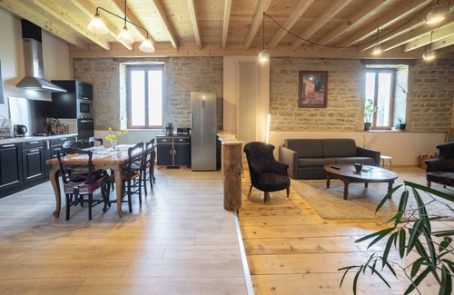 Presilly Cottage | Isolated cottage in the countryside in the Jura, calm, restful.