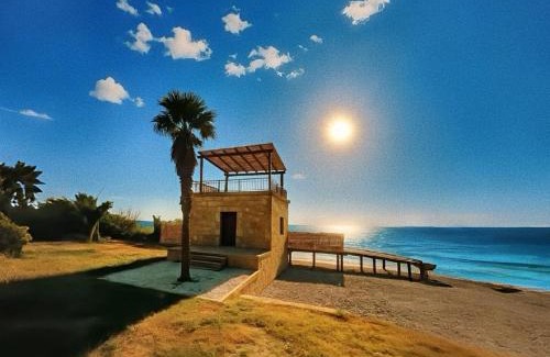 Batroun House | Isolee - Beachfront Standalone House