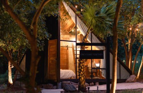 Koh Lan House | Issara Bar&House