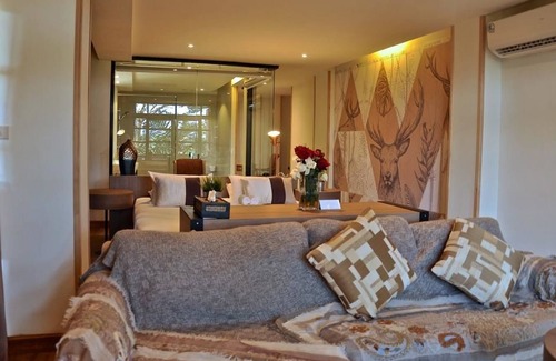 Mittaphap Hotel | Issara Boutique Winery Hotel