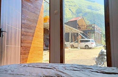Sukapura Bed & Breakfast | Istana Bromo Resort and Resto