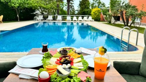Karaburun Koyu Hotel | Istanbul Airport Treekos Suite Hotel