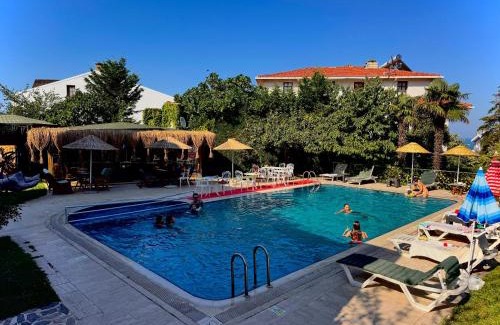 Karaburun Koyu Hotel | Istanbul Airport Treekos Suite Hotel