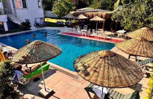 Karaburun Koyu Hotel | Istanbul Airport Treekos Suite Hotel