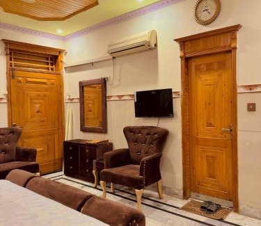 G-9 Sector House | Istanbul Inn