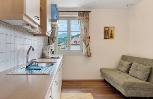 Castelvecchio Alto Apartment | Holiday Apartment 'Schwalbennest' with Mountain View, Wi-Fi and Air Conditioning