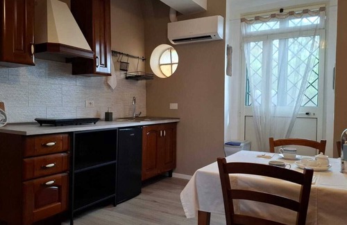 Tragliatella Apartment | Cozy apartment in a 1930s farmhouse in the countryside, near the sea